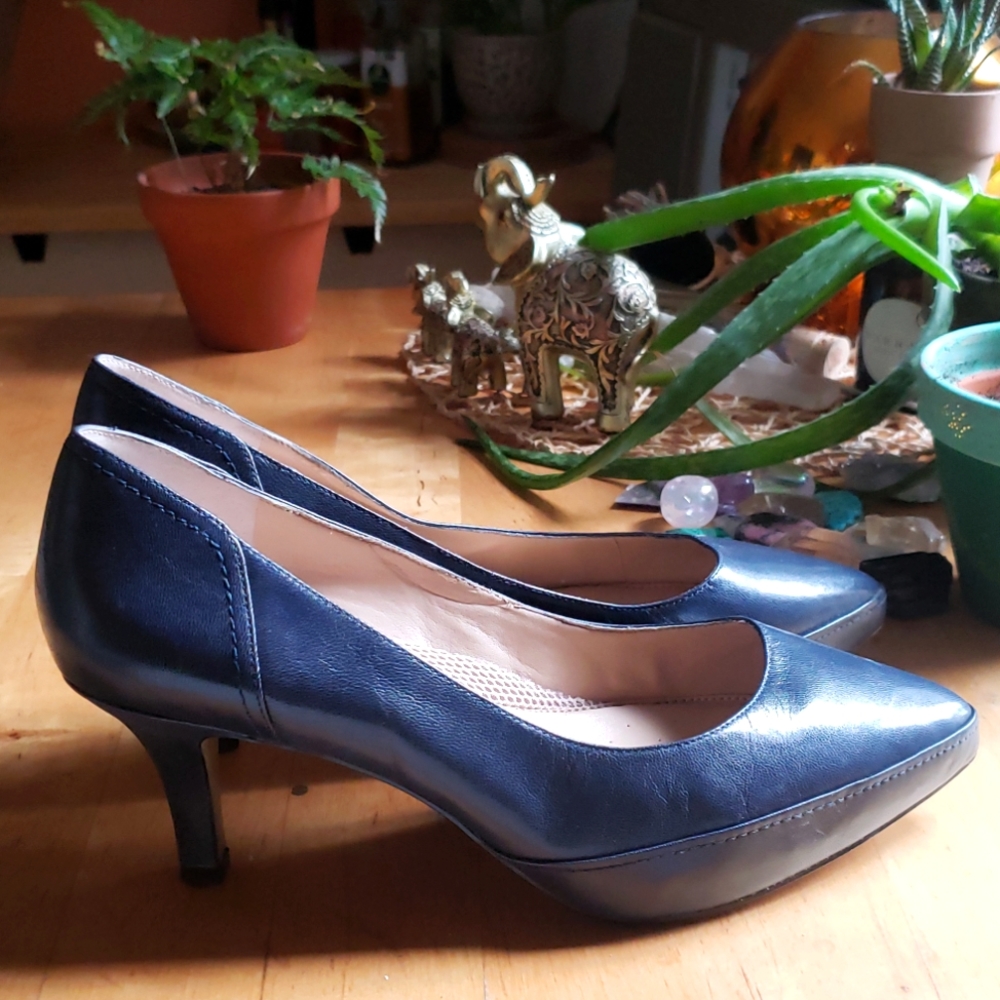 Easy Spirit Leather Pumps, Anti-Gravity